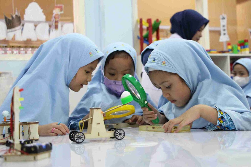 Lab Tour di TK Madinah School_5_11zon